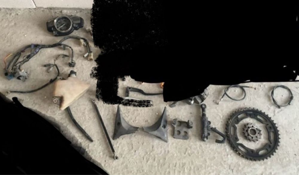 Распродажа запчастей на Yamaha R1, Honda cbr600rr, cbr1000rr