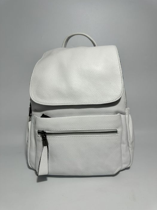 Шкіряний жіночий рюкзак