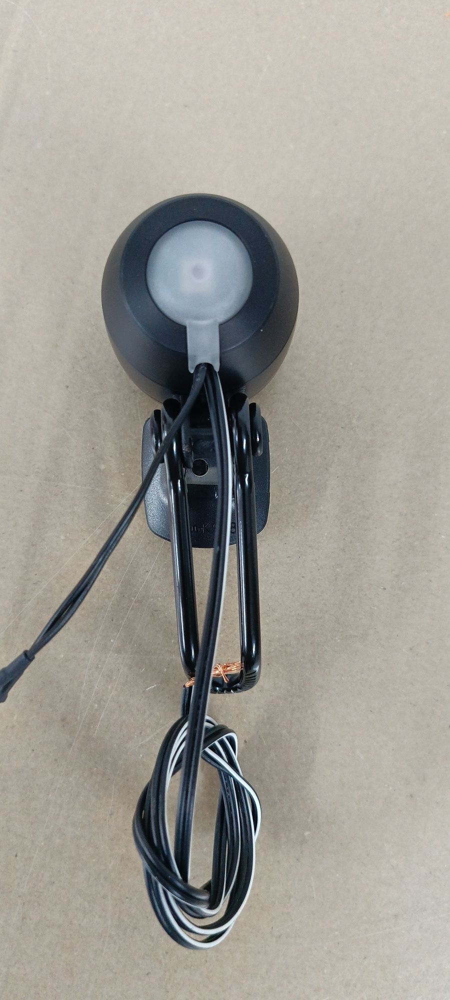 Busch Müller IQ-XS Senso Plus 70Lux . Lampka przednia Dynamo.