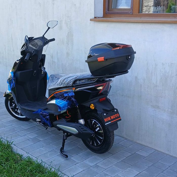 Електроскутер SOKMOTO Wolf 2999W 72V/28Ah