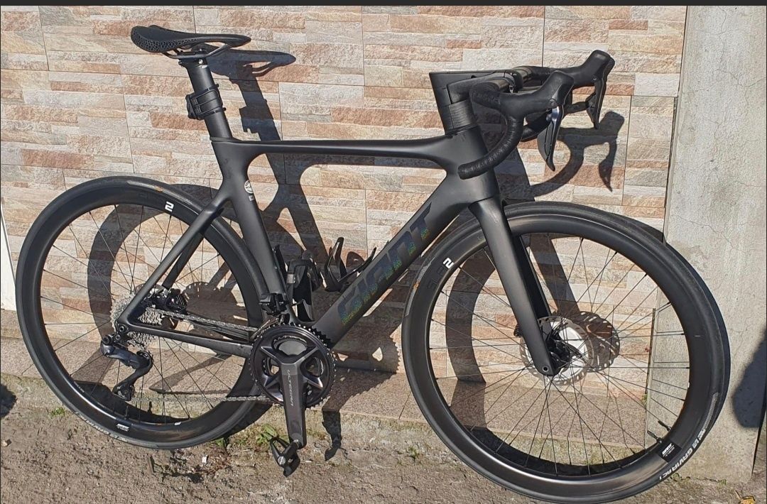 QUADRO Giant propel advanced + espigão + selim + avanço e guiador