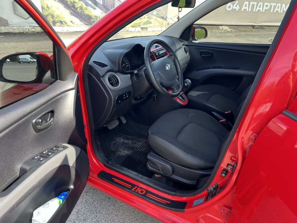 Hyundai i10 2011р 1.1бензин