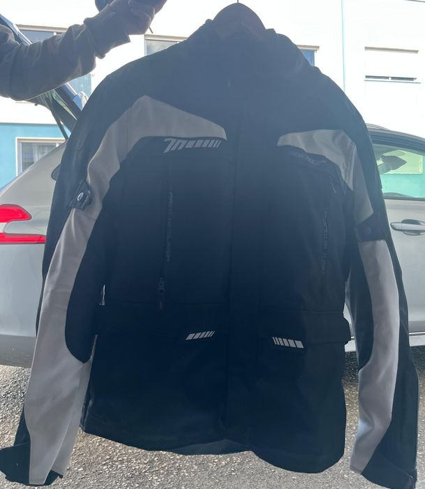 Blusão mota seventy