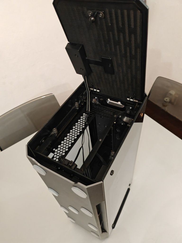 Caixa PC Phanteks Enthoo Evolv Shift 2 - DRGB - Mini-ITX