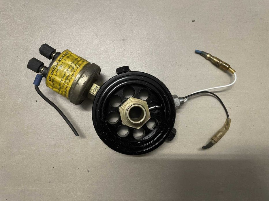 manómetros 3x (pressão turbo, temp óleo, pressão óleo c/ sensores)