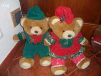 Conjunto de dois peluches granditos