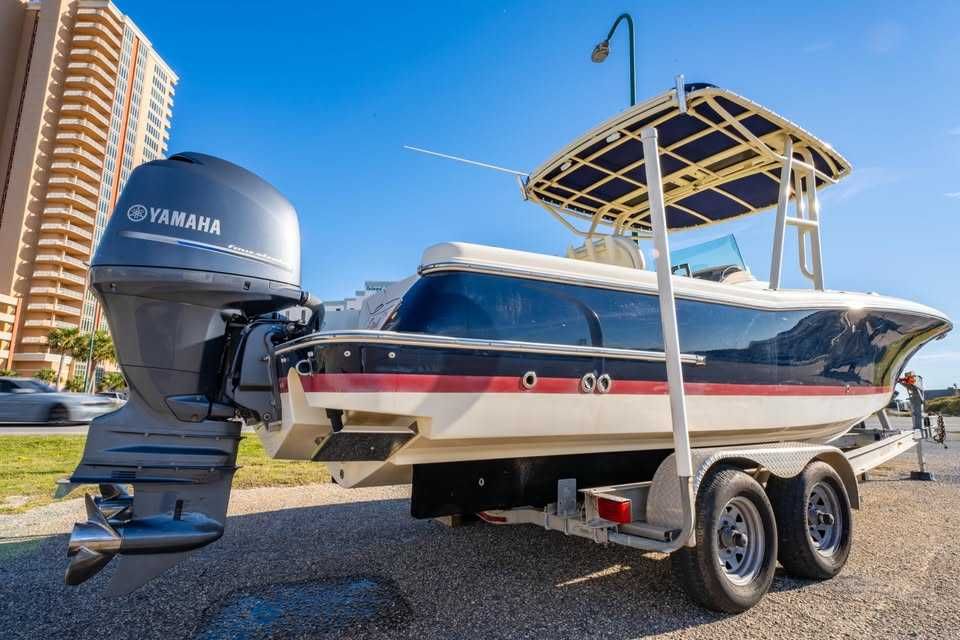 Motorówka Chris-Craft Catalina 26 14r – Twin Yamaha, trailer