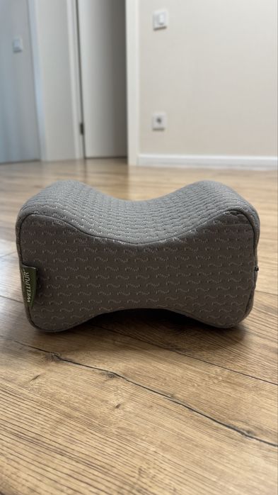 Подушка під коліна OMMANE WELLPUR 15x25x20см