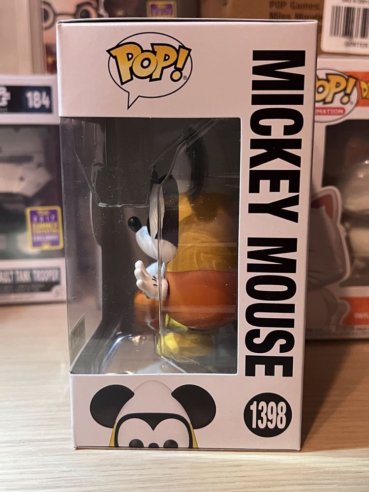 Mickey Mouse 1398 Disney Hot Topic Funko Pop