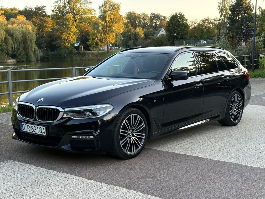 BMW Seria 5 M-Pakiet**Serwis ASO**X-drive**Panorama**LED**Ambiente**
