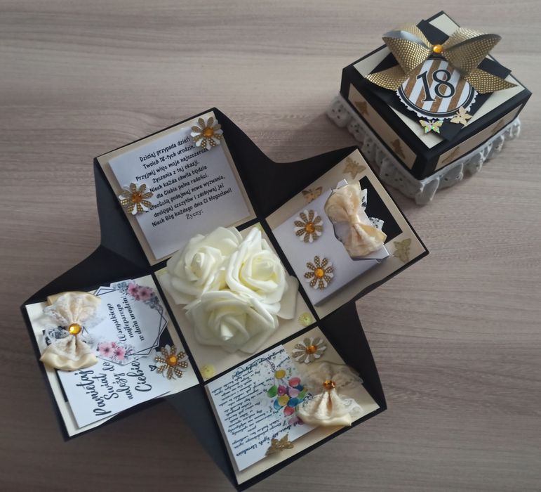 Exploding box pamiątka z okazji 18 urodzin