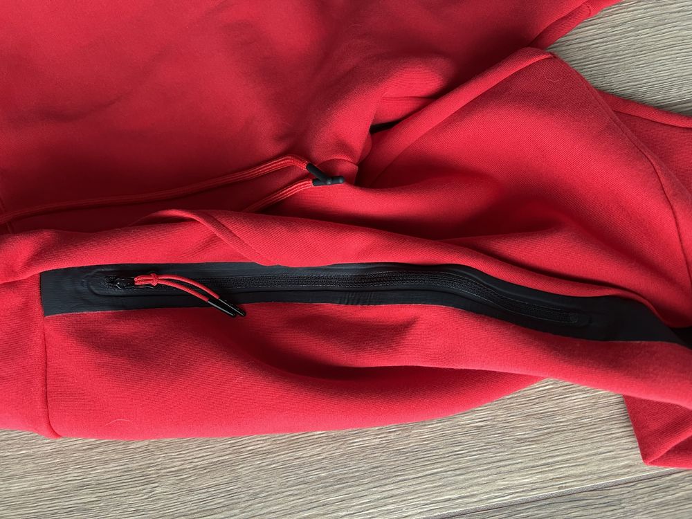 штани Nike Tech Fleece s m