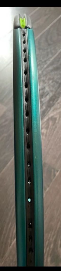 Wilson blade V9 pro stock