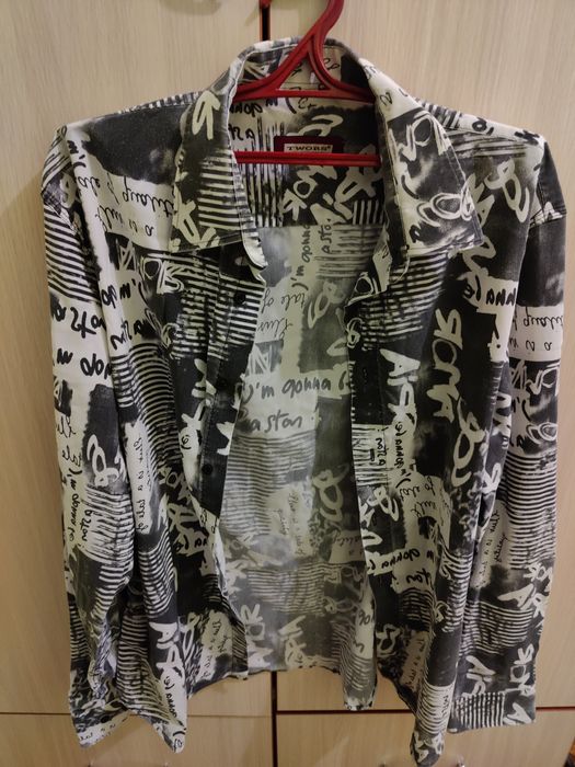 Кардиган (пуловер), сорочка