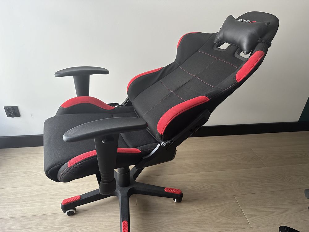 Fotel gamingowy biurowy DXRacer