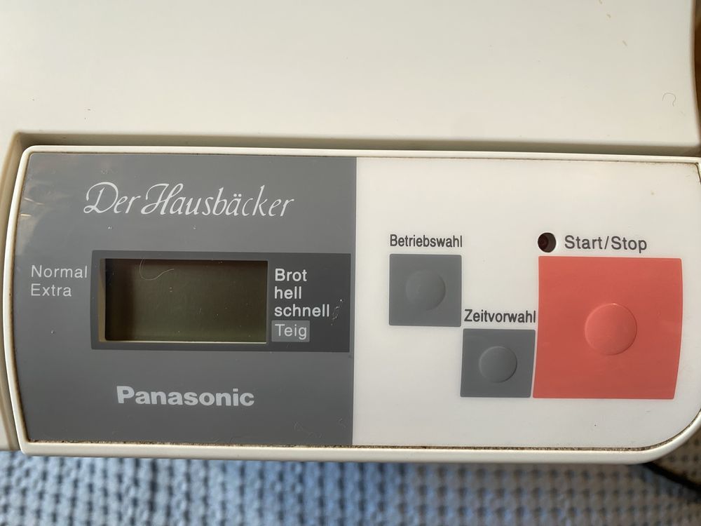 Хлібопічка Panasonic “Der Hausbäcker”