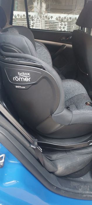 Fotelik obrotowy 360 z bazą Britax Römer