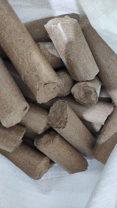 Топливные брикеты в мешках