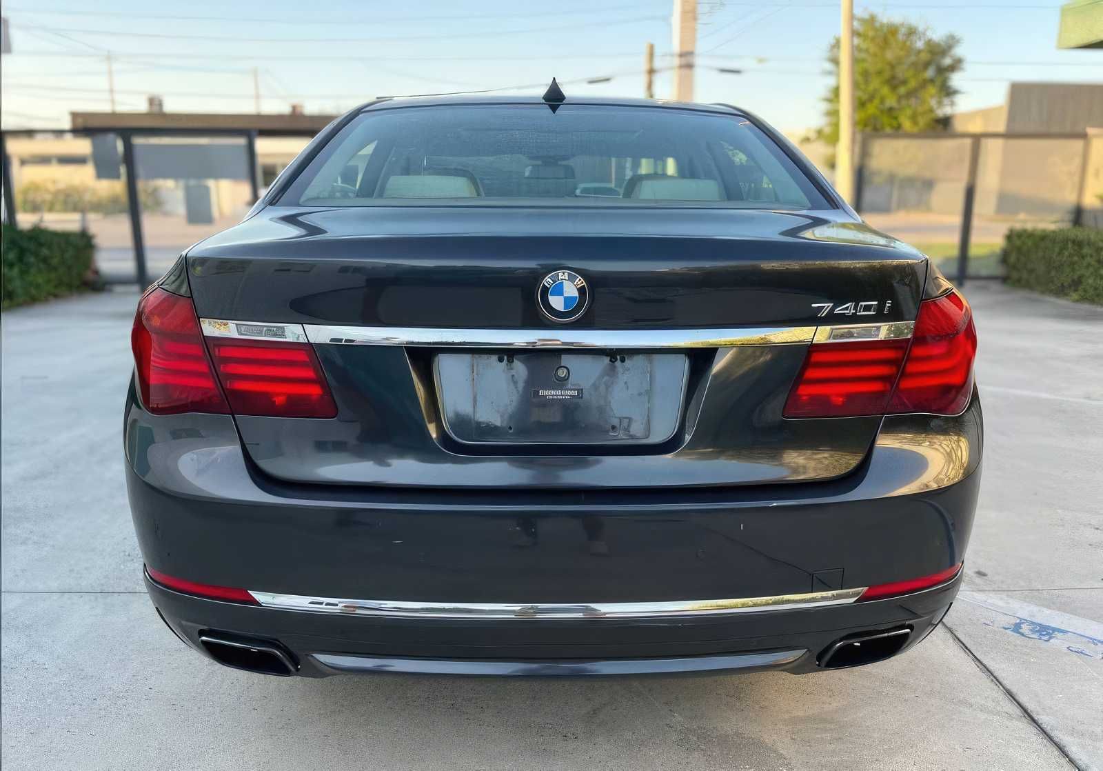 2013 BMW 7 Series 740i