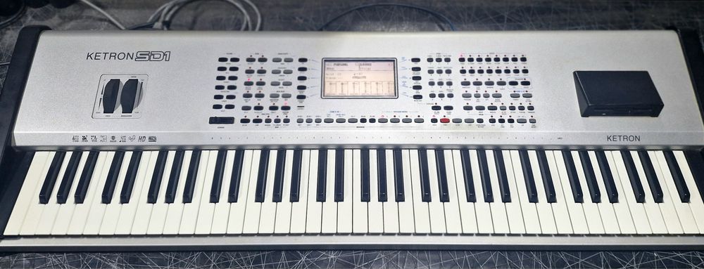 Teclado Ketron SD1 Plus