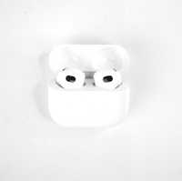 Продам  оригінальні навушники Apple Air pods 3