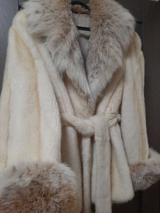 Фірмова норкова шуба,рись.Великий розмір