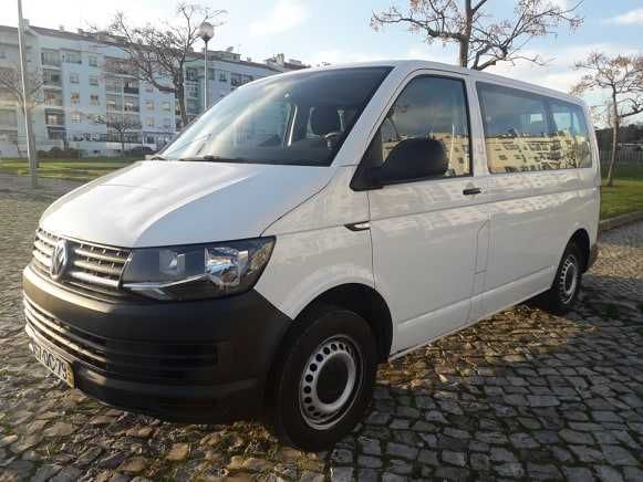 Volkswagen Transporter 9 Lugares - Baixa Quilometragem
