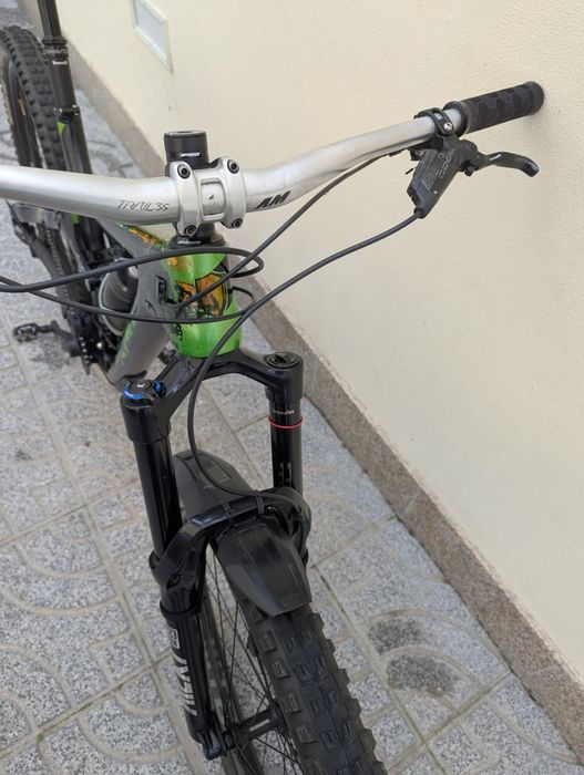 Bicicleta de carbono (enduro) Norco Range 29”