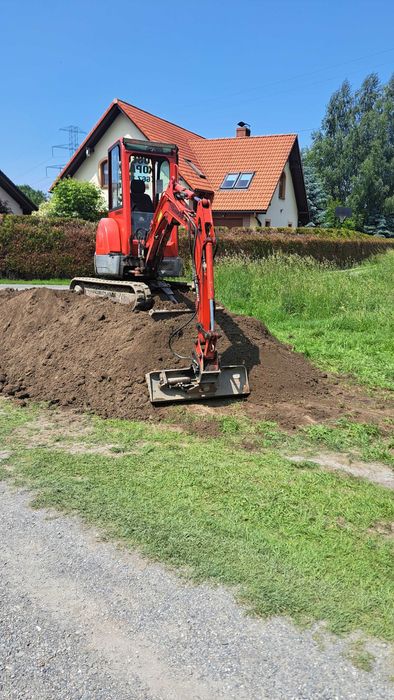Usługi koparką 2,5t Wiertnica, transport 8t.