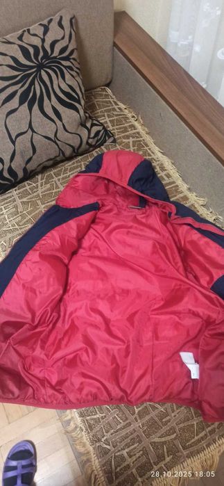 куртка чоловіча пухова PUMA куплена в авторизованому магазині PUMA