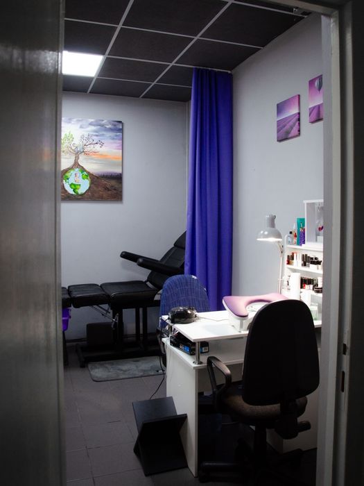 Продам бизнес салон красоты с оборудованием