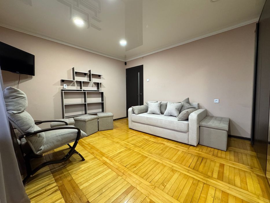 Купите однокомнатную квартиру на проспекте Мануйловський, Радистов