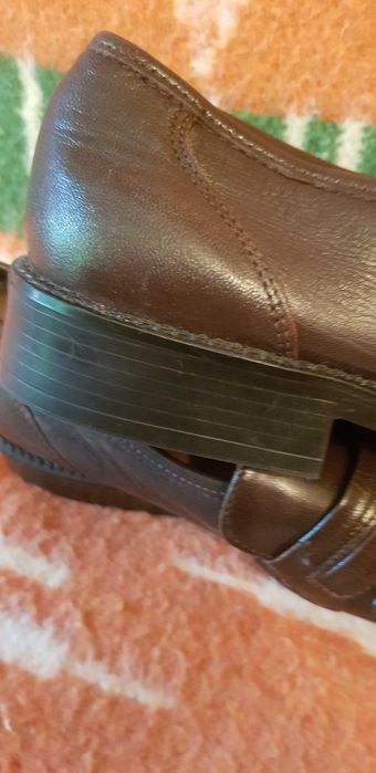 Продам новые итальянские кожаные мужские туфли 43 размер