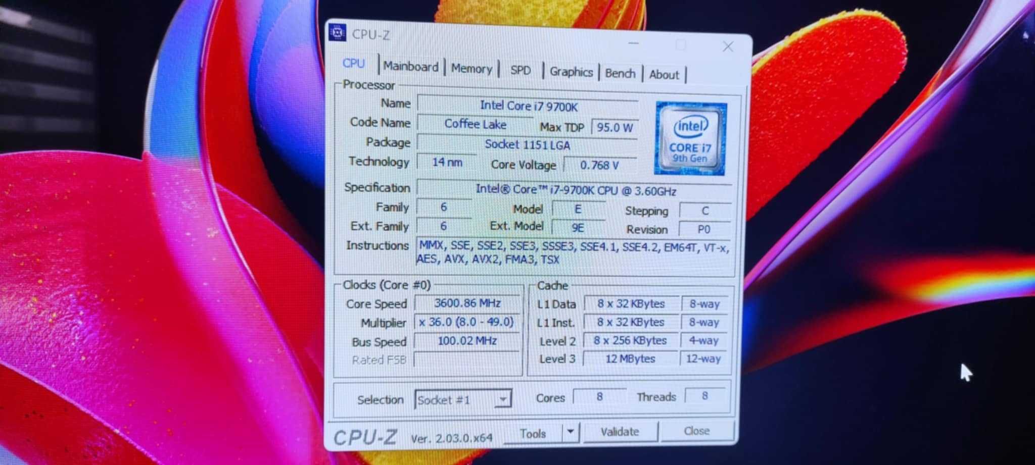 Procesori7 9700k płyta Z 370 TOMAHAWK 32gb ram ddr4 3200 +kar sieciowa