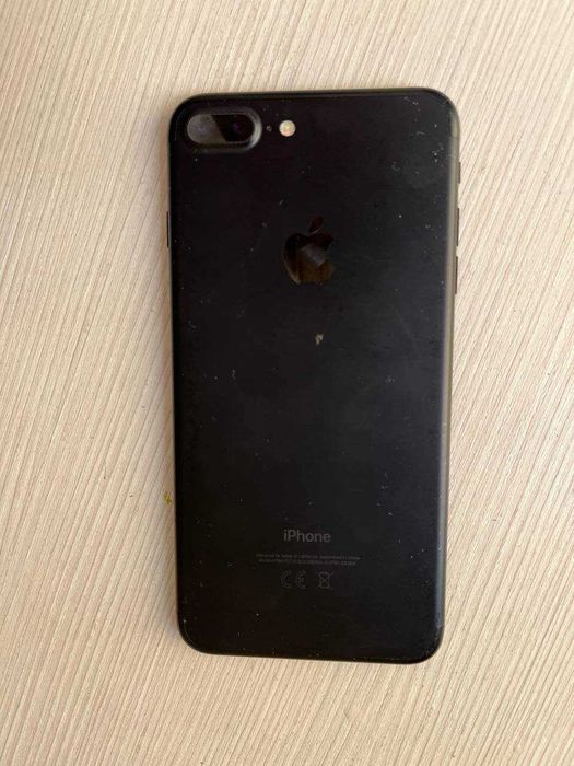 iPhone 7 | 128 ГБ | Чорний | Відмінний стан