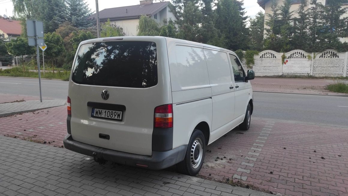 Volkswagen Transporter 1.9 TDI 2006r. zadbany
