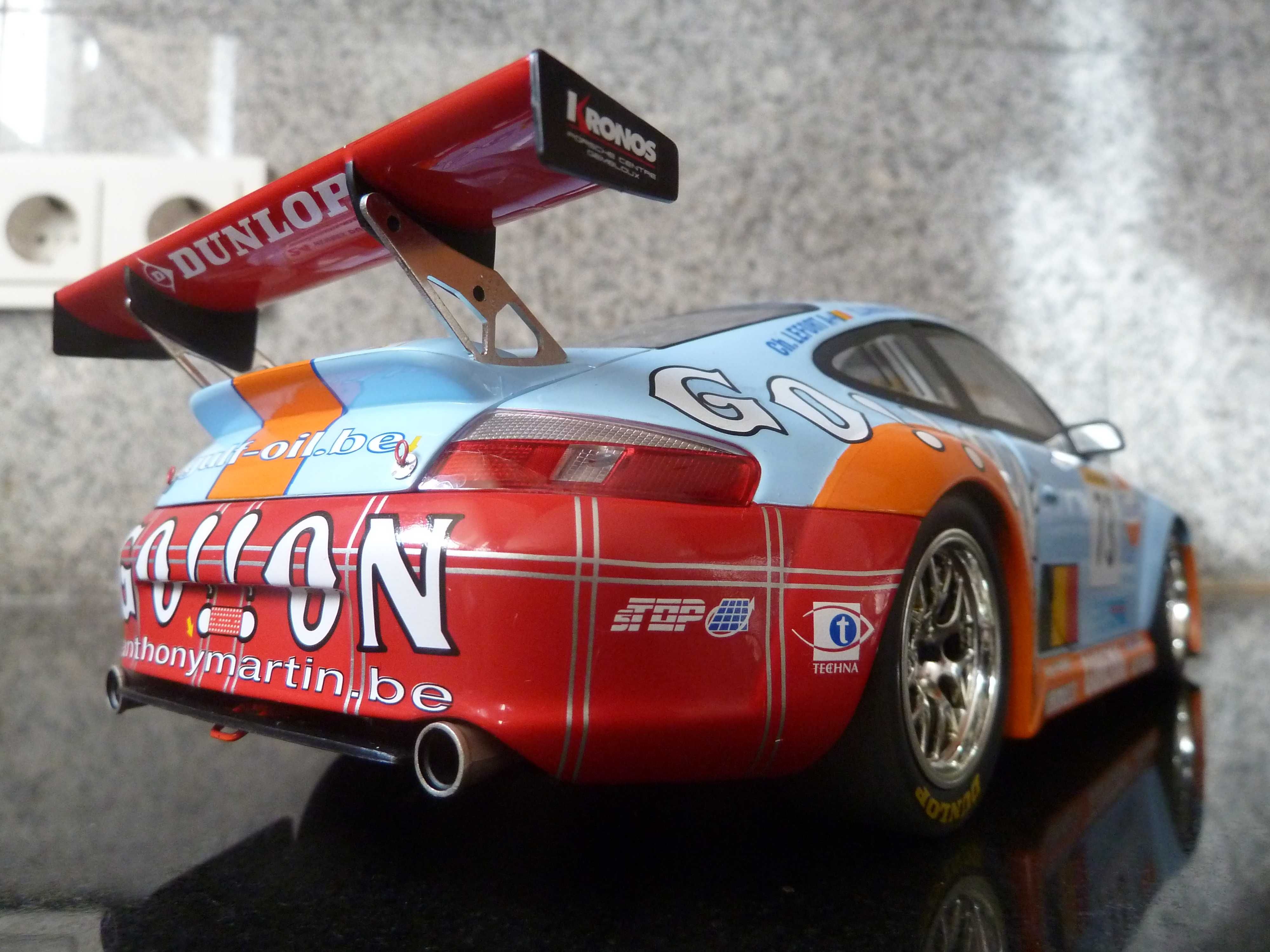 1:18 Minichamps, Porsche 911 GT3 RSR, Gulf, 24H Le Mans 2006, AutoArt