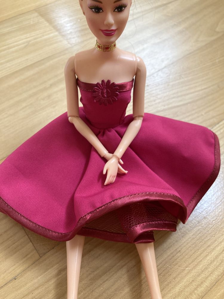 Barbie suknie balowe 5 szt