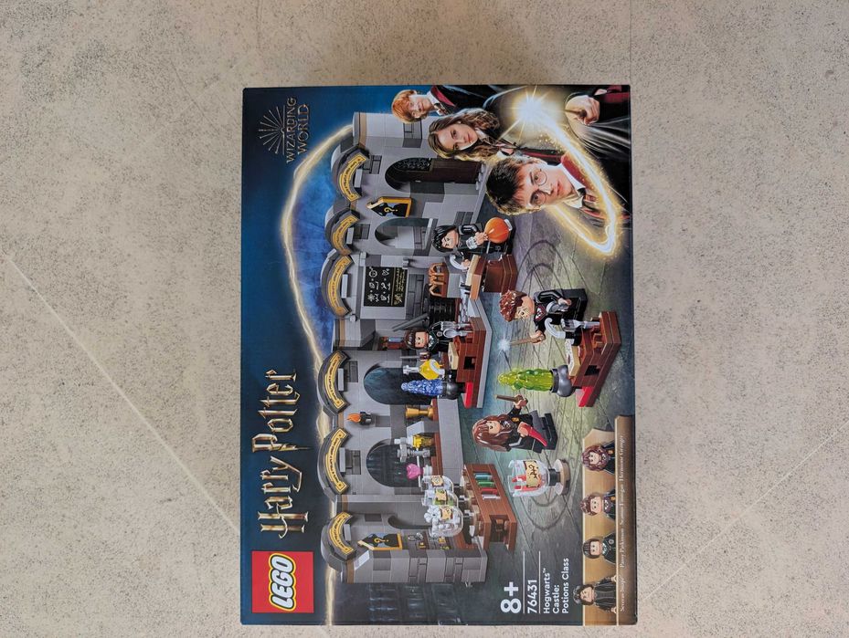 LEGO Harry Potter - O Castelo de Hogwarts: Aula de Poções - 76431 Novo