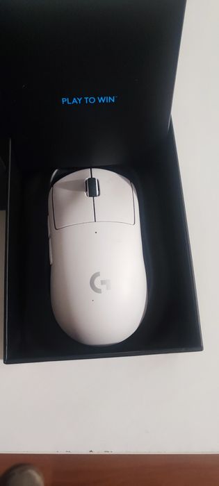 Logitech pro superlight (branco)