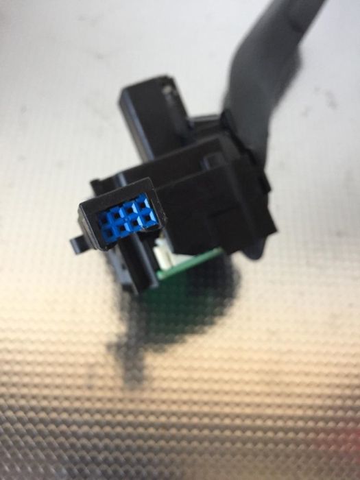 Conjunto / manetes de luzes e limpa vidros VOLKSWAGEN Golf V (1K1)