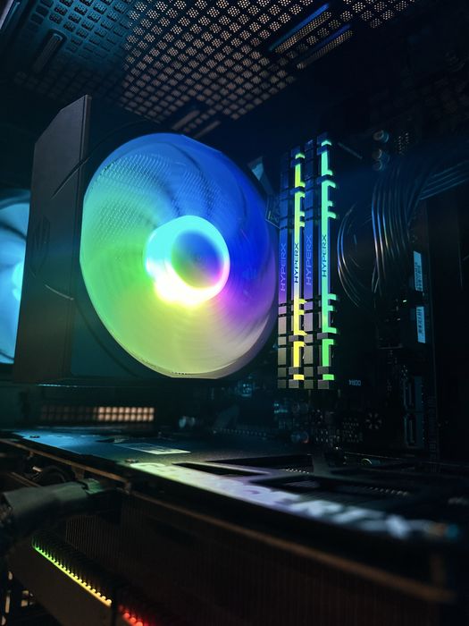 Komputer RTX 4080 SUPER Ryzen 7 5700x 32/1tb