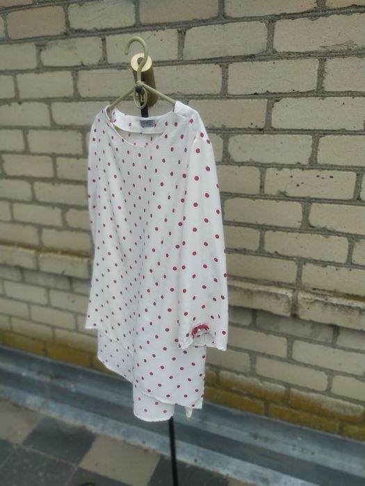 Блуза в горошок червоний