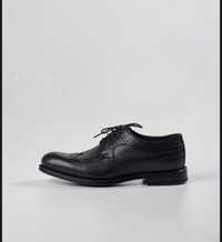 Чоловічі туфлі броги чорні
