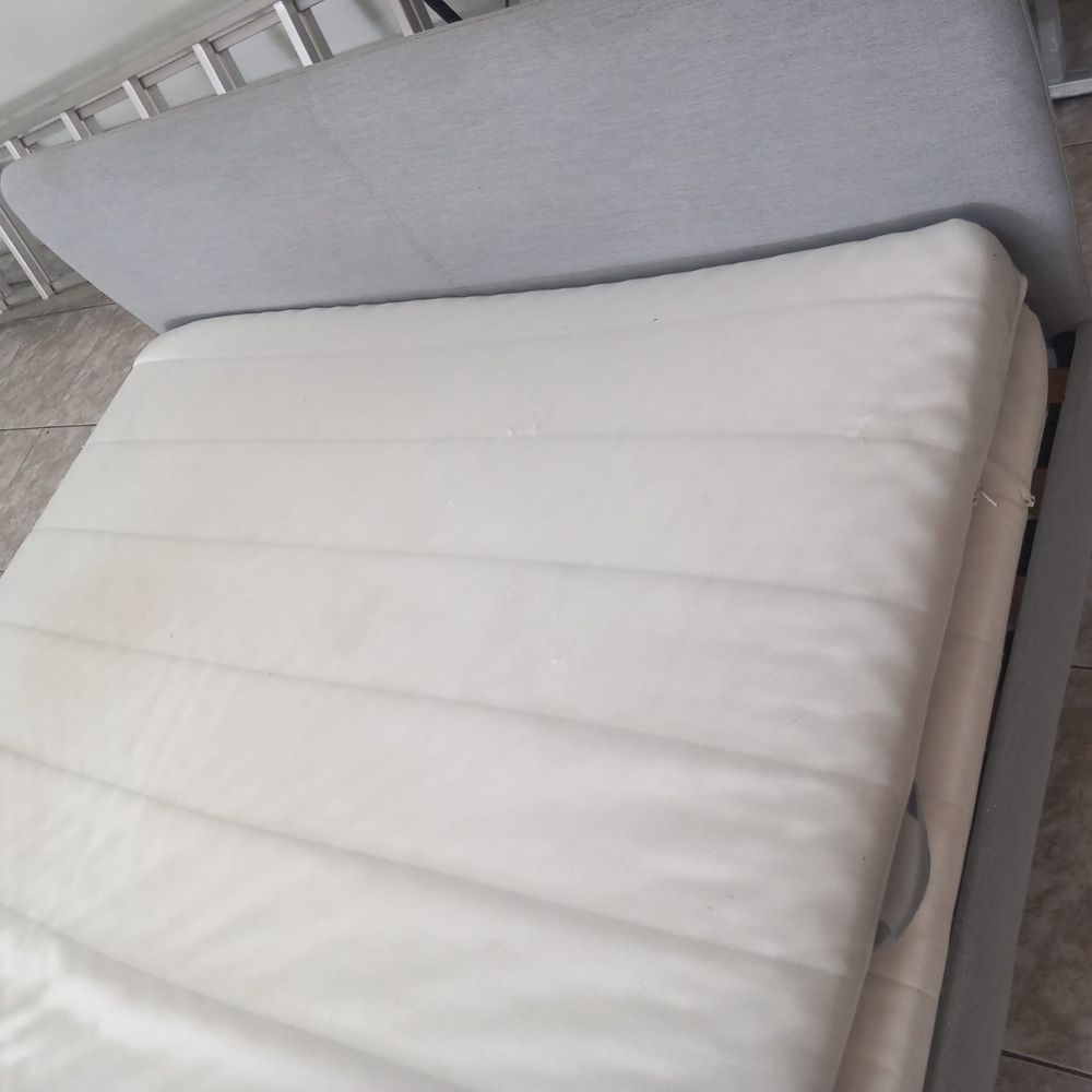 Cama e colchao ikea