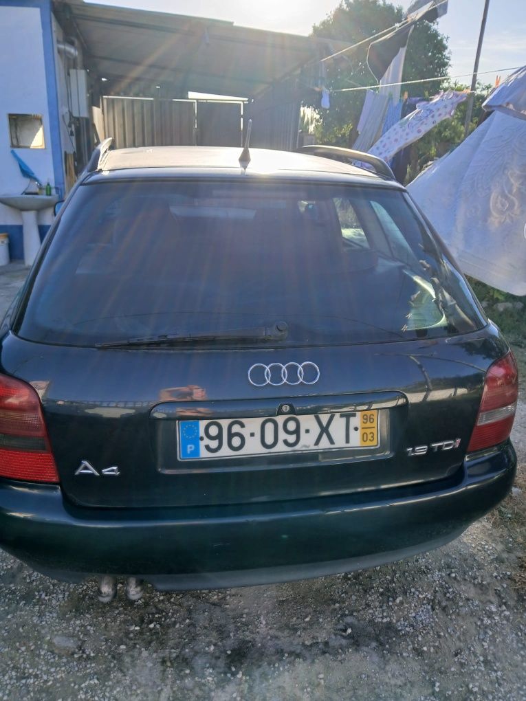 Audi A4  1900tdi 2500€ negociável
