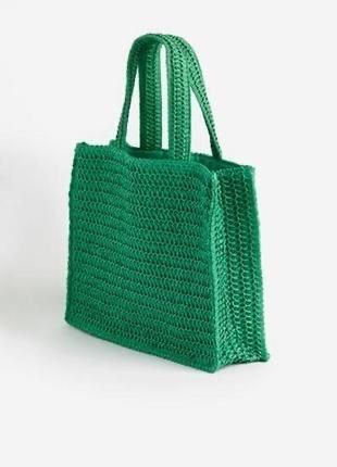 H&m яркая летняя сумка.