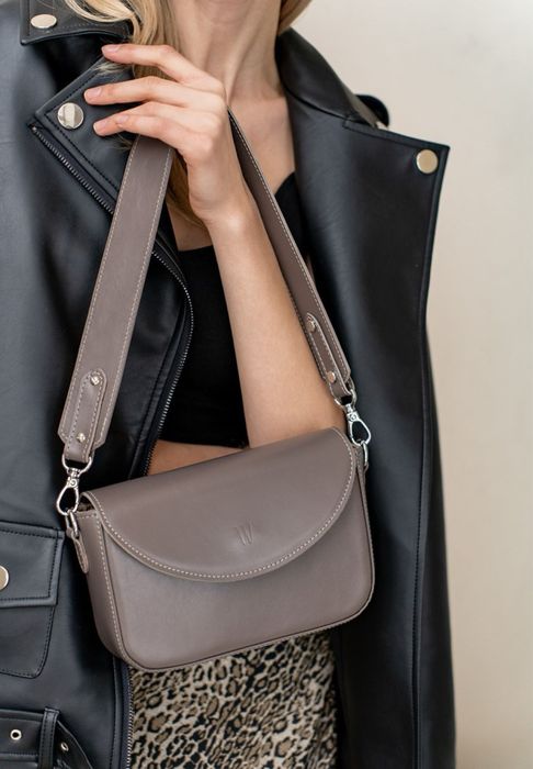 Шкіряна сумка кросбоді українського виробника