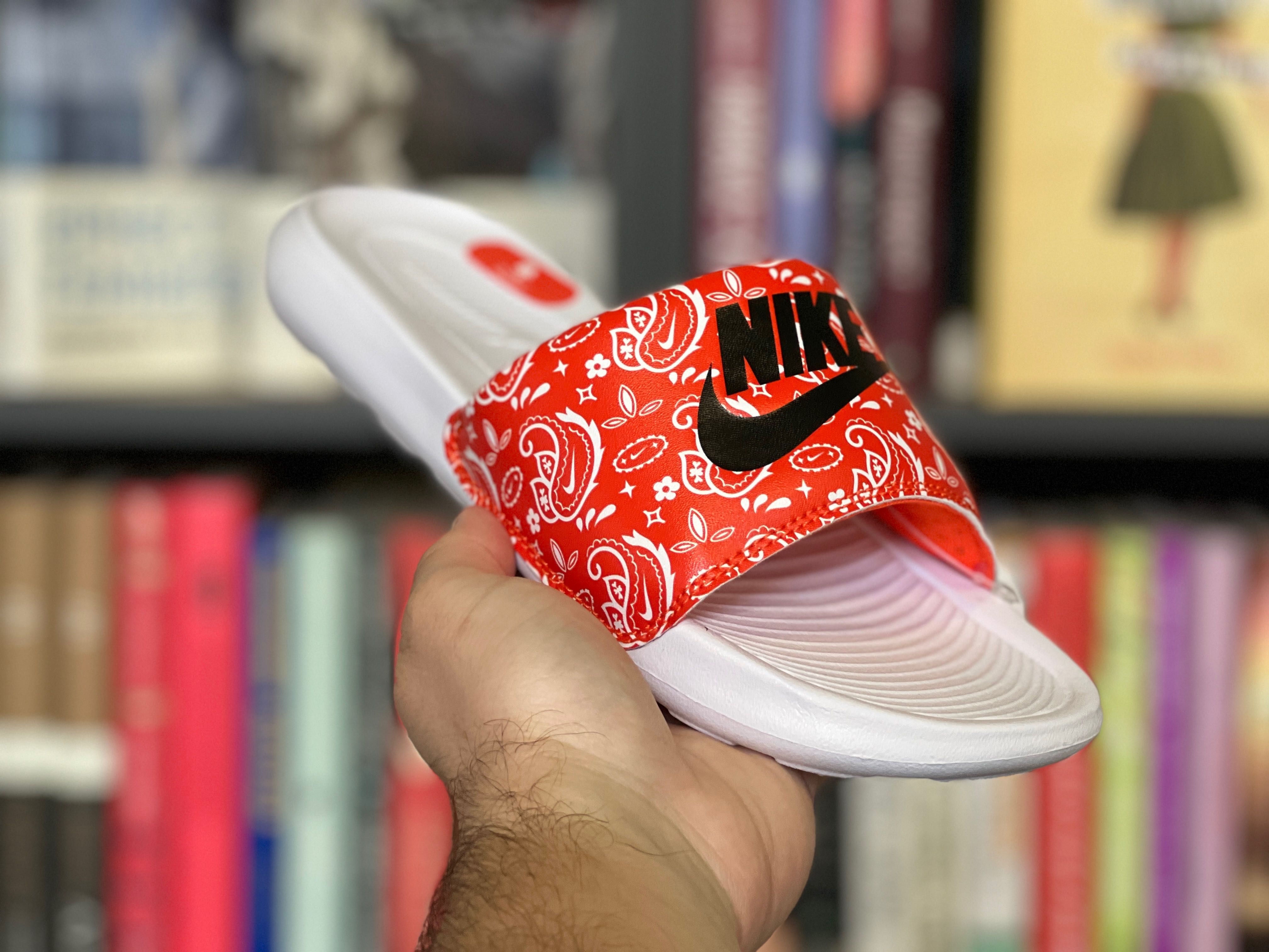 Тапочки Nike Victori One Slide Print ОРИГИНАЛ CN9676-800 шлепанцы