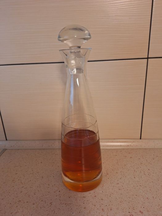 Karafka szklana 1l